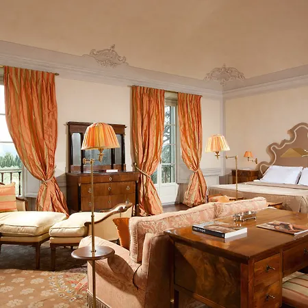 Gallery Art - Lungarno Collection 4*