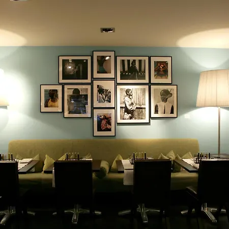 Gallery Art - Lungarno Collection