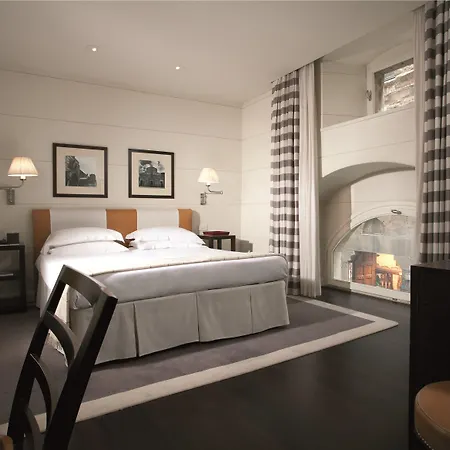 Hotel Gallery Art - Lungarno Collection Florencja