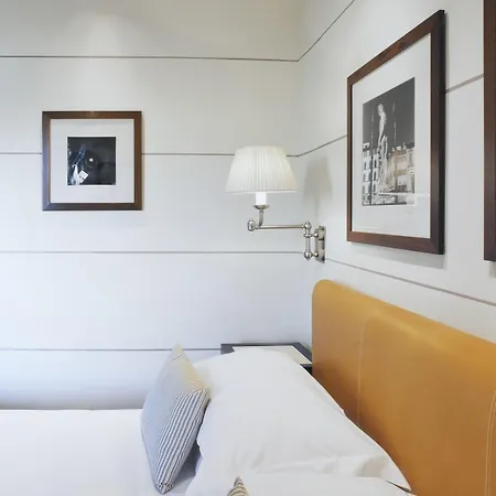 Gallery Art - Lungarno Collection 4* Florencja