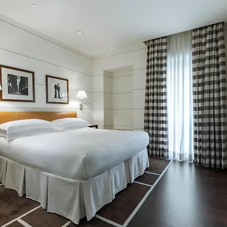 Gallery Art - Lungarno Collection Hotel