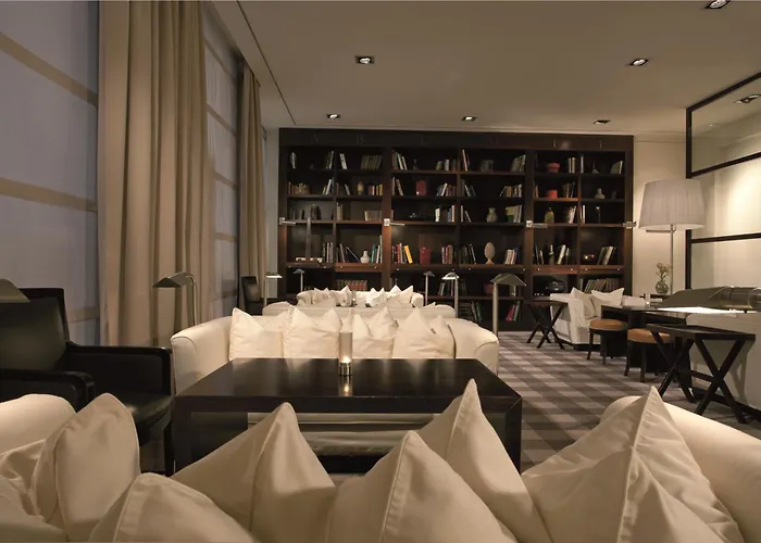 Gallery Art - Lungarno Collection Hotel